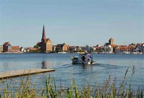 Angeln an der Unterwarnow bei Rostock .